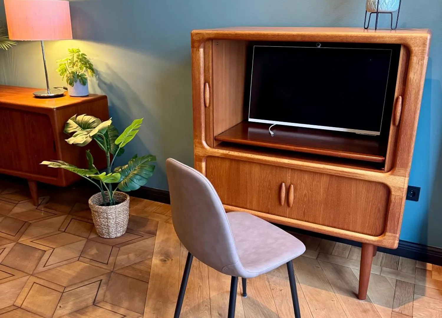 Design-Apartment Benedict Luxus, Stil & Workspace Berlin Apartment