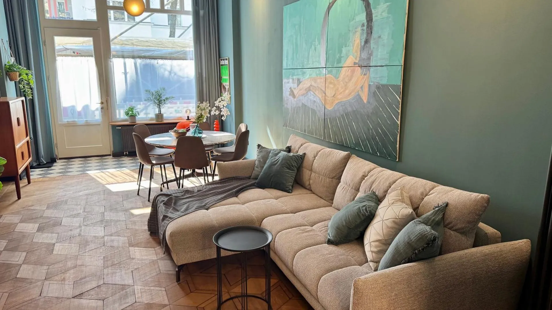 Design-Apartment Benedict Luxus, Stil & Workspace Berlin Germany